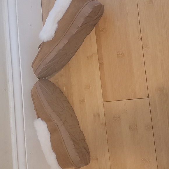 ***SOLD*** Moccasins - Picture 3 of 4